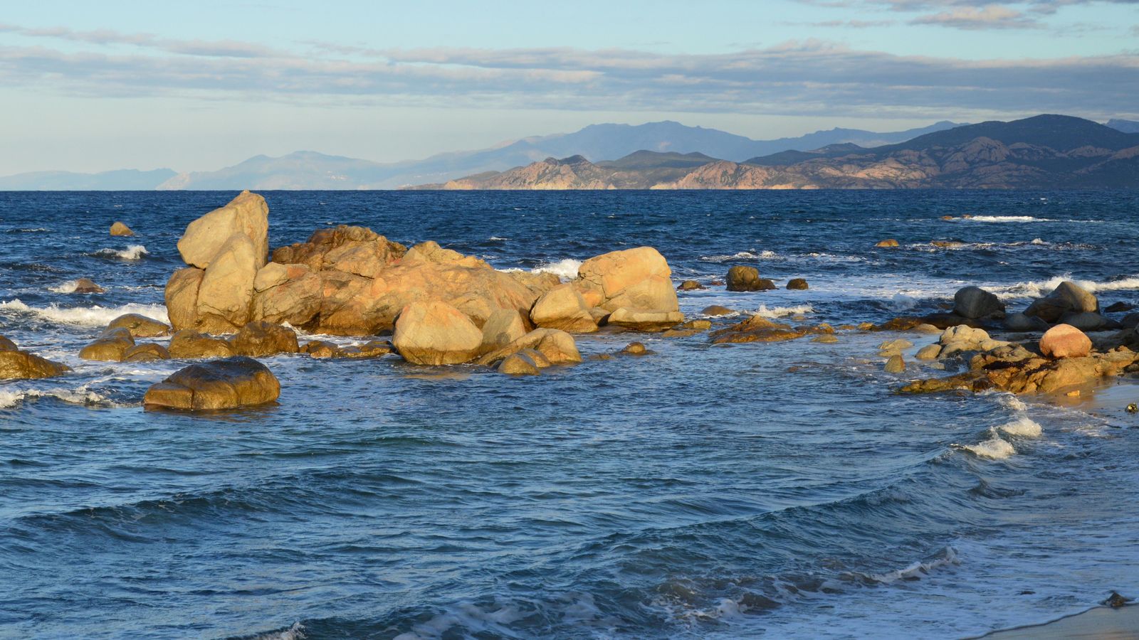 Littoral de l'Île-Rousse, Corse